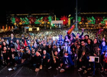 LA ORQUESKA INTERNATIONAL LANZA «ISLAS», UN NUEVO HIMNO DE HOMENAJE A SAX (QEPD) CON KABUTO MAN, TONY BROWNE Y KOTARDO