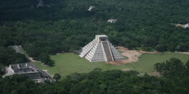 Investigadores revelan nuevo hallazgo arqueológico en Chichén Itzá