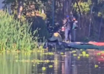 Hallan cuerpo sin vida en el Canal de Apatlaco, en Xochimilco