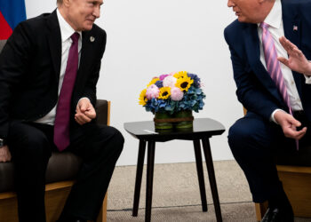 Trump y Putin hablarán este martes; se prevé dialoguen de tregua en Ucrania