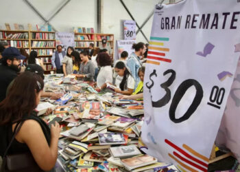 Alistan el Gran Remate de Libros 2025 en el Monumento a la Revolución
