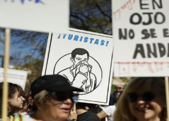 Miles de personas se manifiestan en España contra la carestía y la escasez de vivienda