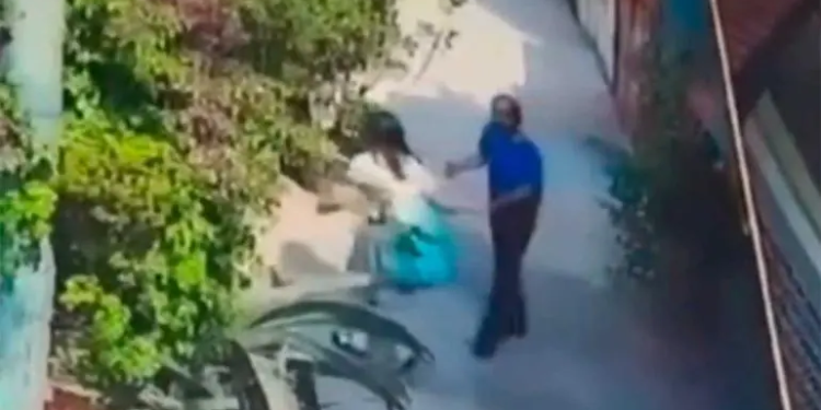 Someten a presunto acosador sexual de menor en Azcapotzalco