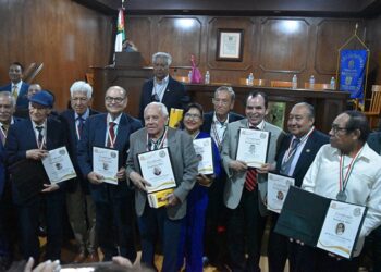 Reconocimiento a 16 periodistas mexicanos