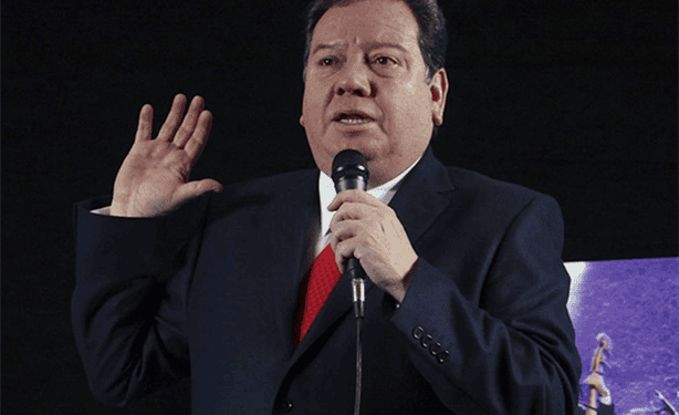 Hospitalizan a Coque Muñiz por COVID-19; ¿cuál es su estado de salud?