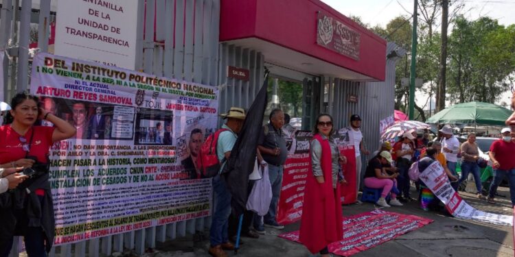 ¿Cuántos alumnos estarían sin clases por el paro de la CNTE?