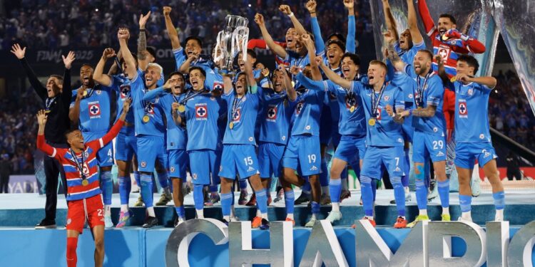 Cruz Azul ha levantado la copa siete veces: La historia de la Concachampions y sus campeones históricos