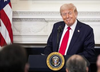 Administración de Donald Trump anuncia plan para derogar regulaciones sobre emisiones contaminantes