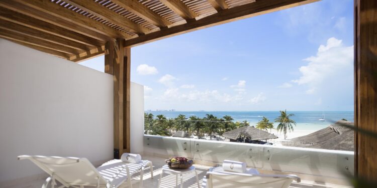 Presidente InterContinental Cancún es una opción para obtener los mejores paquetes de hotel