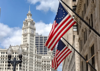 Trump impondrá una tarifa de 100 mil dólares al año para las visas H-1B