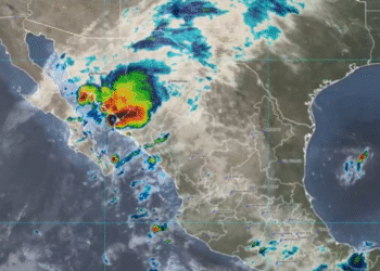 En las próximas horas ‘Lorena’ se disipará frente a costas de BCS