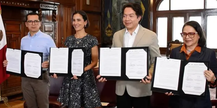 Conectan escuelas: Llevan internet gratuito a telesecundarias del país