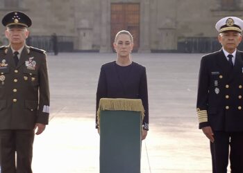 Sheinbaum encabeza ceremonia en memoria de víctimas de los sismos de 1985 y 2017