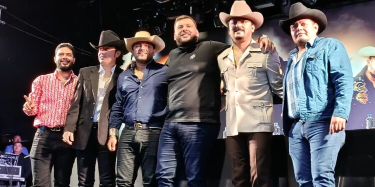 Entre corridos y solidaridad: Los Dos Carnales, El Fantasma y Gerardo Díaz cantarán por las víctimas de Iztapalapa