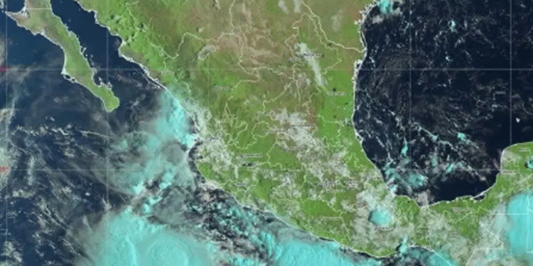 Narda ya es huracán categoría 1; alertan por lluvias y oleaje en el Pacífico