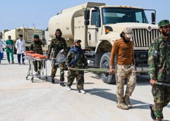 Con ayuda de organismos internacionales, Afganistán comienza rescate masivo tras sismos