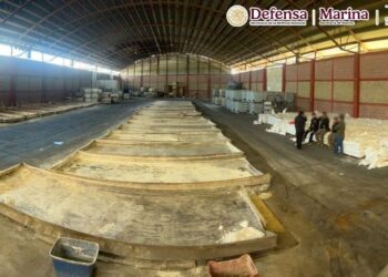 Durango: hallan 7 mil litros de huachicol y químicos precursores en operativo