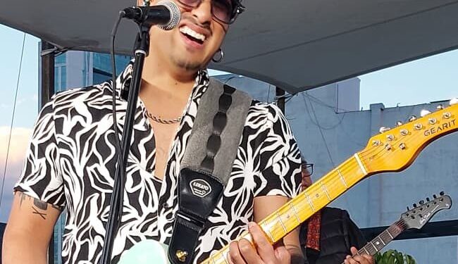 Toster renace en México con un emotivo showcase en Playhaus by Totalplay