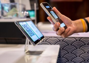 México acelera el cobro desde el móvil, pero el efectivo y las barreras culturales aún frenan al comercio