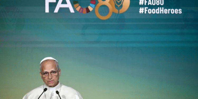 El papa León XIV denuncia ante la FAO el uso «cruel» del hambre como «arma de guerra» y la situación en Gaza