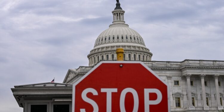 Cierre gubernamental en EE.UU. se prolongará hasta la próxima semana