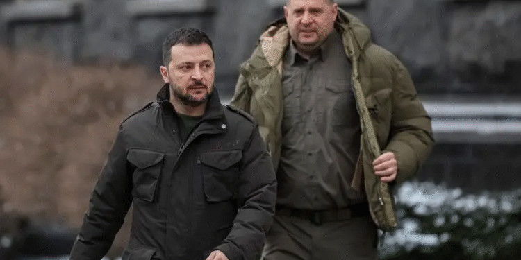 Dimite Andriy Yermak, el jefe de gabinete de Zelenski, por escándalo de corrupción