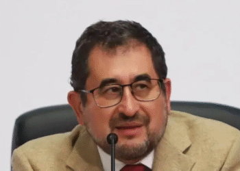 Alza tarifaria del transporte no afectará el bolsillo de la gente: César Cravioto