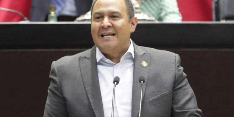 Piden sancionar la producción y distribución de contenidos sexuales con niñas, niños y adolescentes, creados con IA