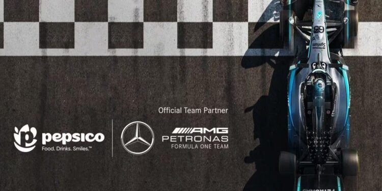 Pepsico® anuncia una histórica alianza global con el equipo Mercedes-AMG PETRONAS de Fórmula 1 para el 2026