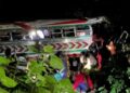 Autobús de la empresa «Transportes Sinaloa» cae a barranco en Guatemala; hay al menos 15 muertos