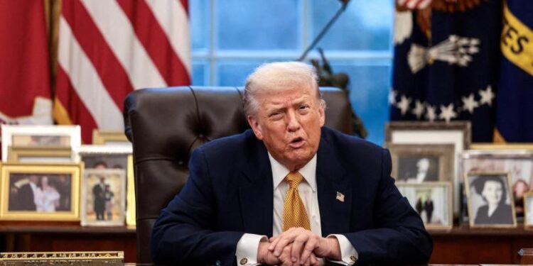 Trump impone aranceles a ocho países de Europa… hasta que EU adquiera Groenlandia