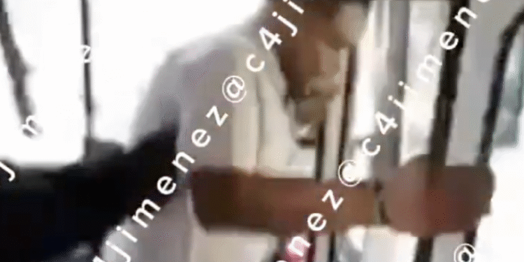 Choferes de camión en CDMX golpean a pasajeros; reclamaron por ‘frenón’