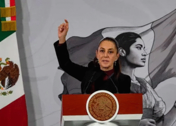 Sismo interrumpe la conferencia mañanera en Palacio Nacional