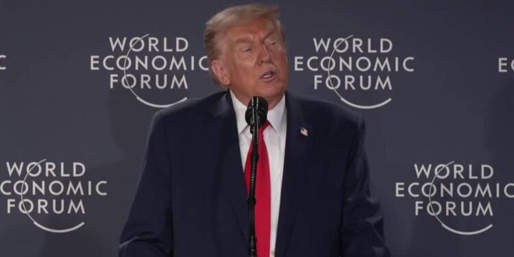 “Ahora vamos a comenzar en tierra”: Trump anuncia ofensiva contra cárteles