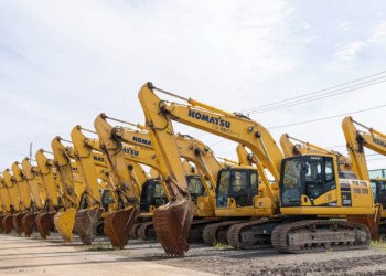 Komatsu llega a Colima para impulsar inversión y fortalecer la logística en el Pacífico