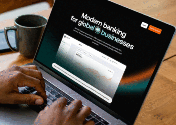 Grey amplía sus servicios bancarios globales con nuevas funciones de pago en USD