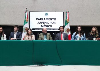 La Revolución fue hecha esencialmente por jóvenes; no deben ser considerados actores menores en la construcción democrática del país: Rubén Moreira