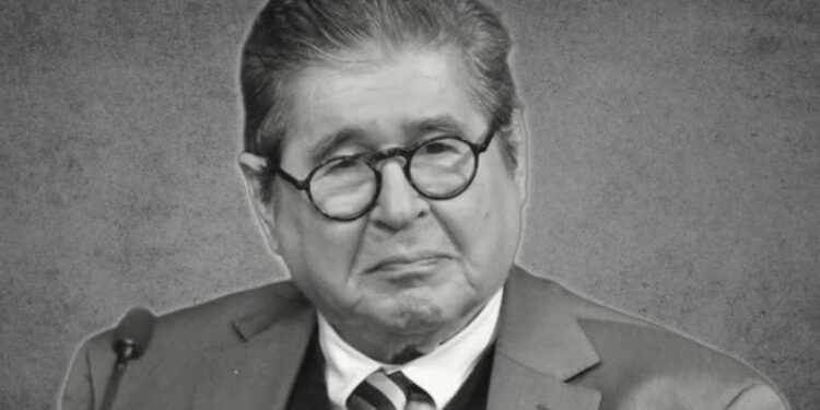 Muere a los 87 años el escritor peruano Bryce Echenique, autor de «Un mundo para Julius»