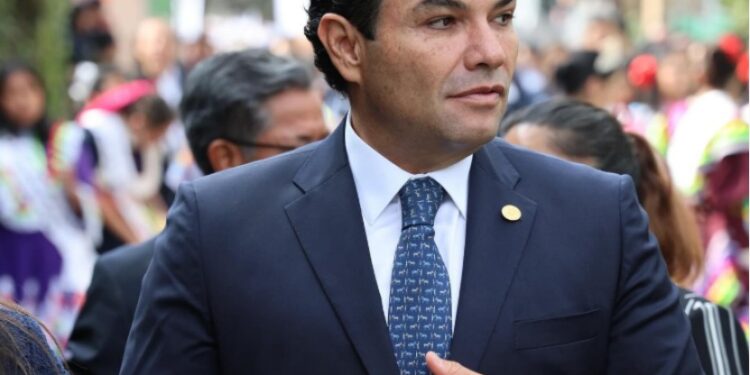 Llega sin votos: Vargas entra al Senado por la puerta trasera de la primera minoría