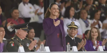 Sheinbaum llama a mirar la historia y comprometernos con el futuro de todas las mujeres de México