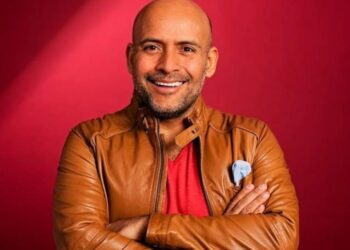 Odin Dupeyron presenta “#Recalculando” en El Cantoral con comedia que cuestiona la realidad