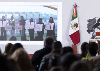 En un hecho histórico, Presidenta entrega por primera vez títulos de concesión de agua a Tijuana, Rosarito, Mexicali, Tecate y Ensenadaa