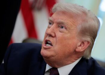 Trump da 48 horas a Irán para negociar sobre Ormuz o “desatará el infierno”