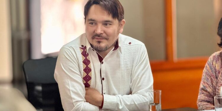 EL ‘CLUB DE TOBI’ DE EFRÉN JARQUÍN EN SALUD #OAXACA: ¿LICITACIONES ENTRE CUATES?