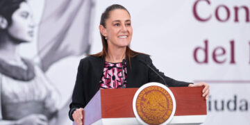 “Es una inversión histórica”: Presidenta destaca que al 2030 se destinarán más de un billón de pesos en Becas para el Bienestar
