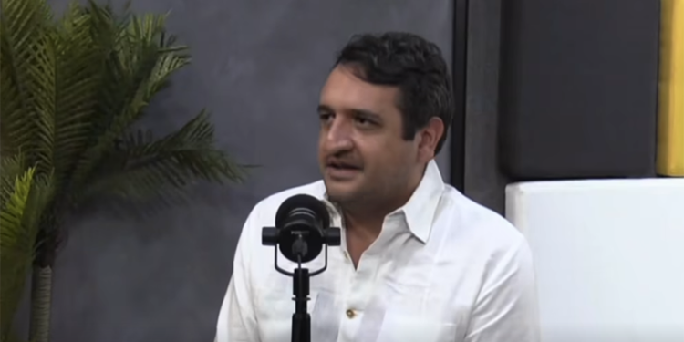 Estoy en la política porque tengo la vocación de ayudar al pueblo, de trabajar por y para el pueblo: Andrés Manuel López Beltrán