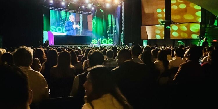 Autoconfianza, clave para el crecimiento personal y profesional, Yordi Rosado en Aula SOC