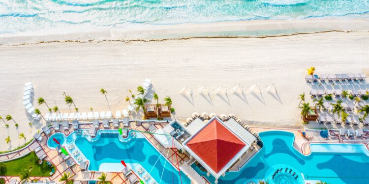 Despegar impulsa las vacaciones de verano 2026 con una nueva edición del outlet «Viaja y Vuela»
