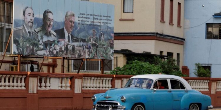 Cuba adquiere más de 300 drones militares y analiza utilizarlos para atacar objetivos de EU, reporta Axios