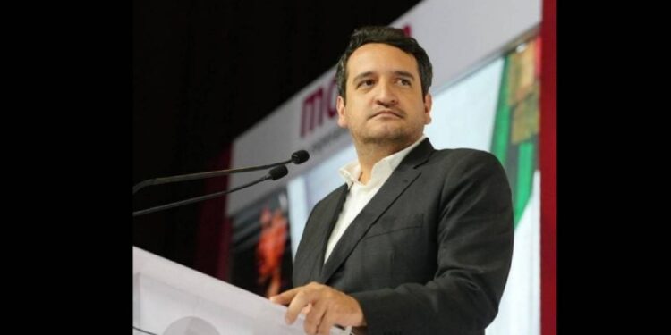 Andy López Beltrán deja su cargo en Morena y va por el fuero: buscará diputación federal